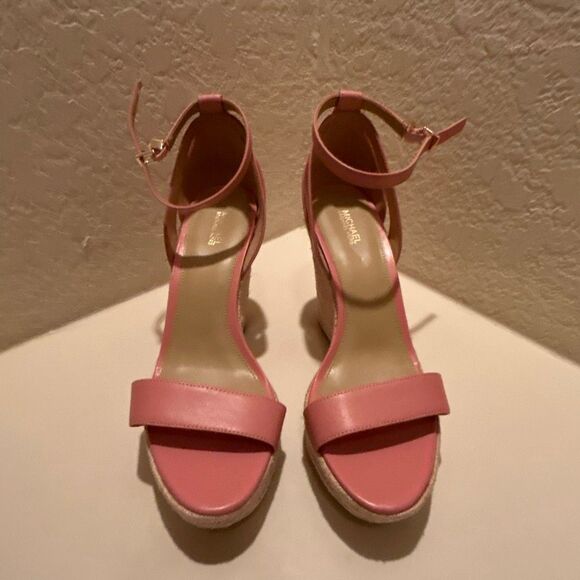 Michael Kors Size 9.5 Kimberly Espadrille Wedge Sandals Pink Preppy Coastal - Picture 1 of 11